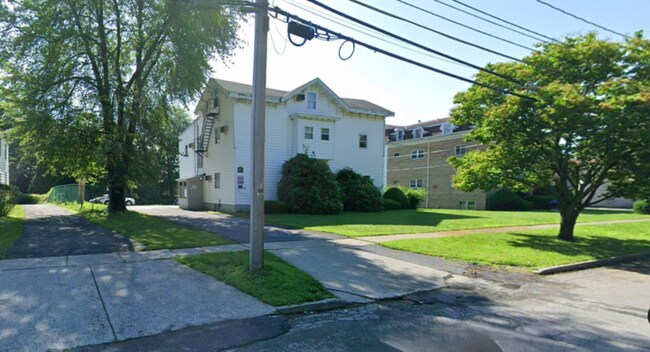 Foto del edificio - 96 S Hamilton St