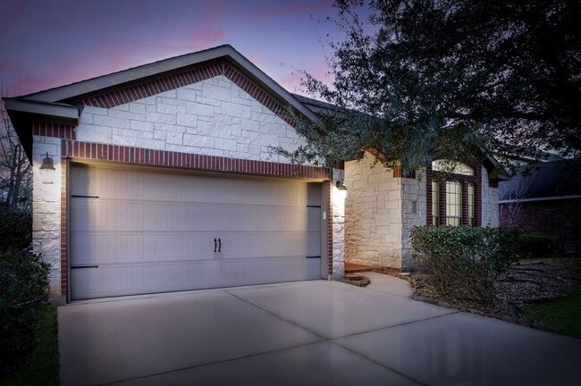 Foto del edificio - 171 Black Swan Pl