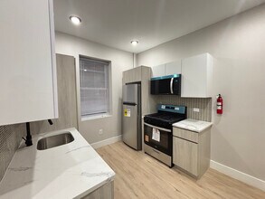 Building Photo - 5008 Palisade Ave