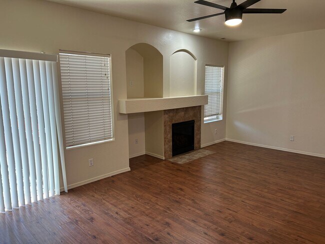 Building Photo - Available for immediate occupancy 4 bedroo...