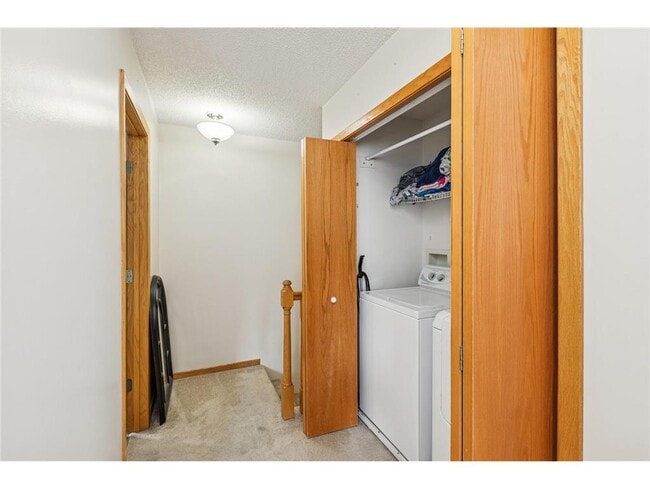Building Photo - 8829 Branson Dr
