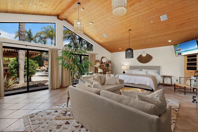 Building Photo - Beautiful, Detached Room for Rent - Mount ...