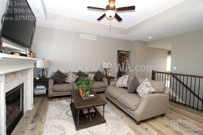 Foto del edificio - Over 2500 Square feet!!! 4 Bedroom, 2.5 Bath Home in Ankeny
