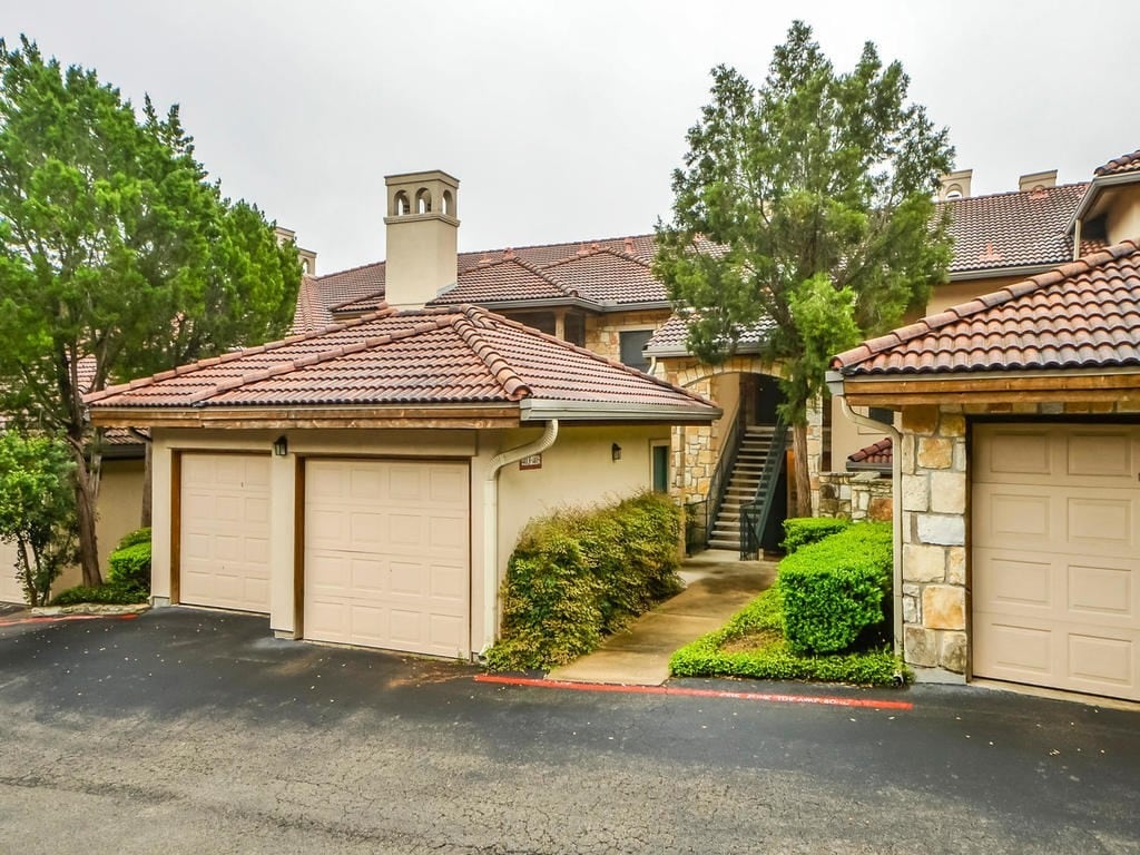 Primary Photo - 1000 Liberty Park Dr