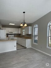 Building Photo - 265 Windridge Dr