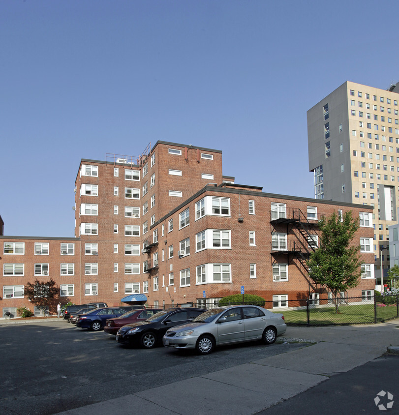 Foto del edificio - Whittier Street Apartments