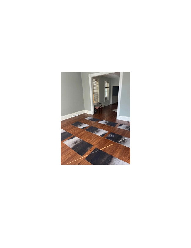 Living room view as you walk in - 2255 Jackson St