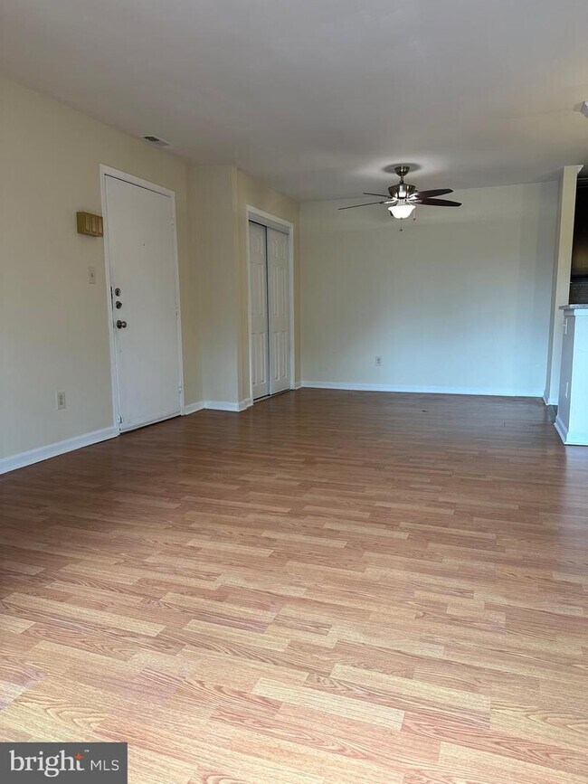 Foto del edificio - 1810 Jefferson Ct