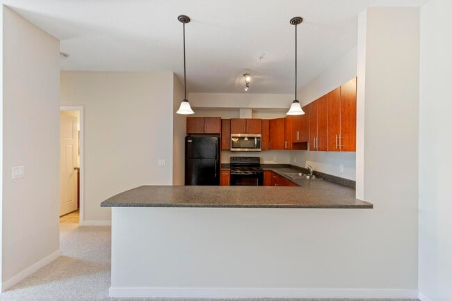 Photo du bâtiment - Lake Country Lofts Apartments