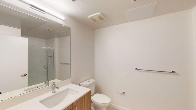 Interior Photo - Cirrus