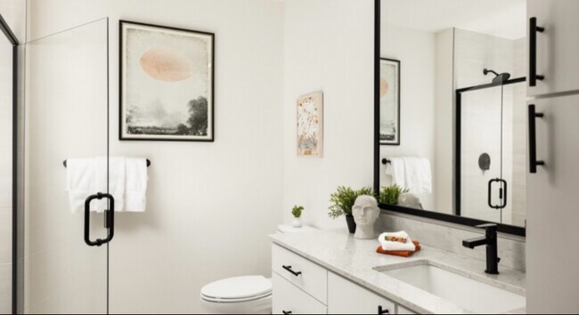 Building Photo - 955 Bannock St