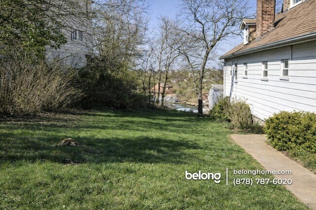 Building Photo - 1726 Warriors Rd