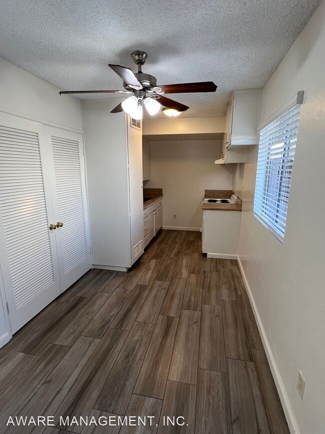 Building Photo - 3 br, 1.5 bath House - 4540 VANDEVER AVE #10