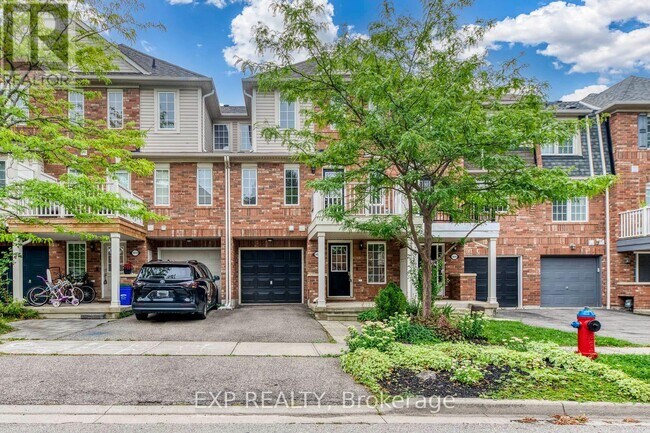 Photo du bâtiment - 3034 Dewridge Ave