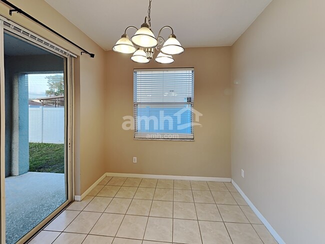 Foto del edificio - 7538 Dragon Fly Loop