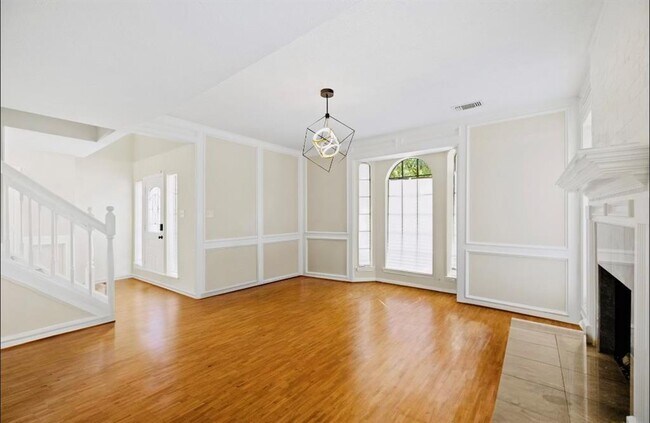 Building Photo - 3510 Cypresswood Dr
