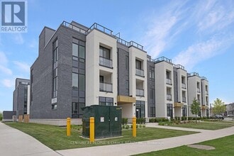 Building Photo - 3010-3010 Trailside Dr