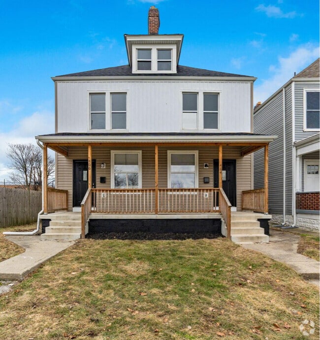 Building Photo - 464-466-466 N Garfield Ave