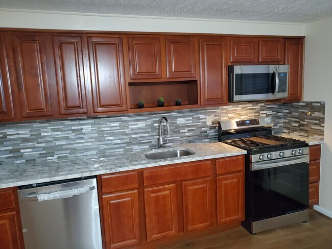 Foto del edificio - 1007 Foxwood Ln