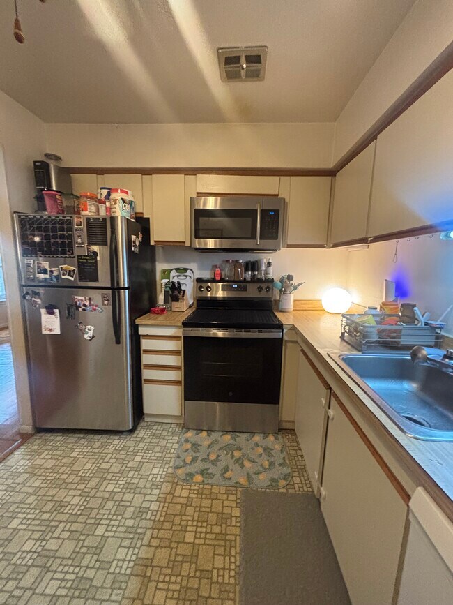 Foto del edificio - 4000 Gypsy Ln