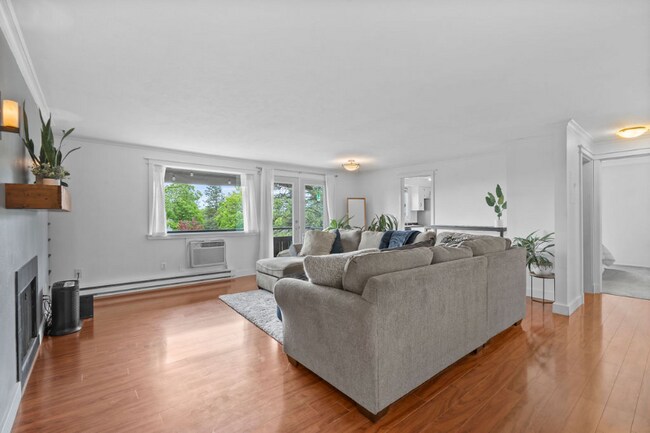 Foto del edificio - 844 W Cliff Dr