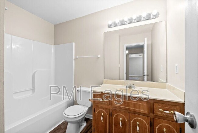 Building Photo - 251 Golden Pond Ave