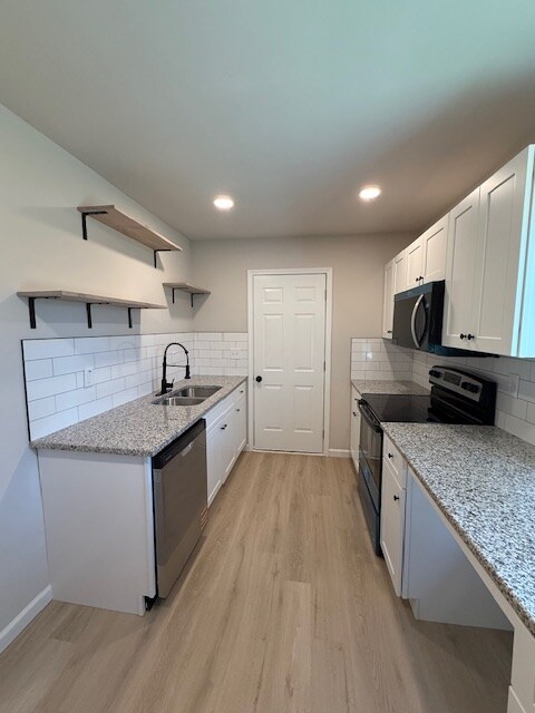 Foto del edificio - 606 Hardy Ave SW