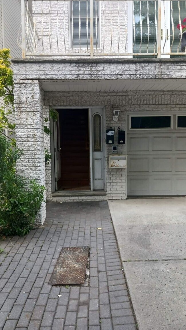 Foto del edificio - 316 Linden Ave