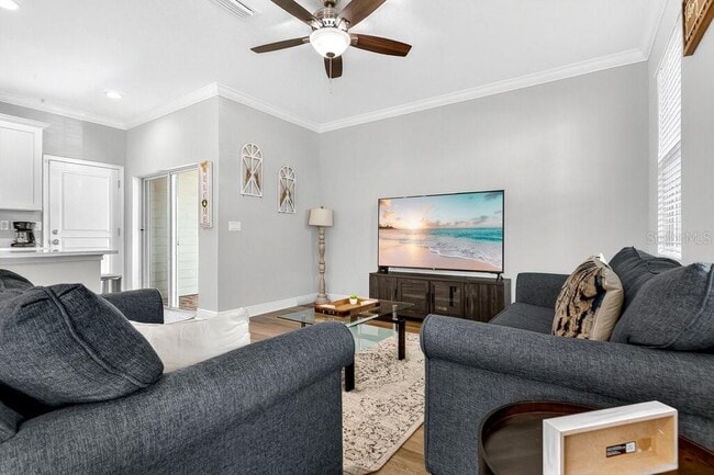 Building Photo - 50 W Esther St