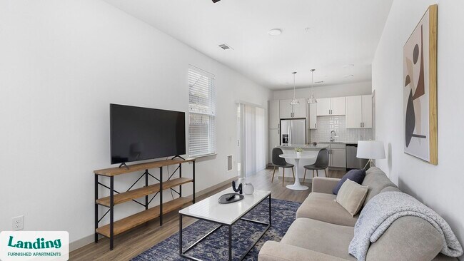 Foto del edificio - 8220 Horseman Rd