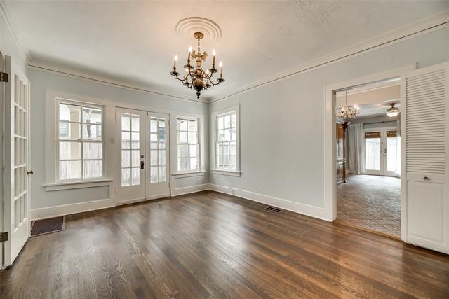 Building Photo - 3303 Drexel Dr