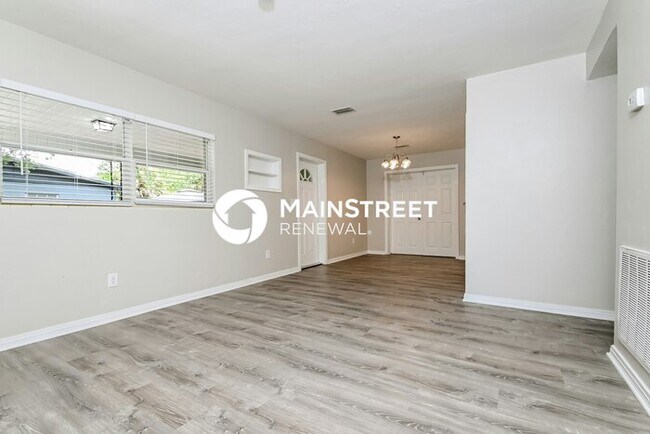 Foto del edificio - 3 Bedroom Pet-Friendly Home in LAKELAND, F...