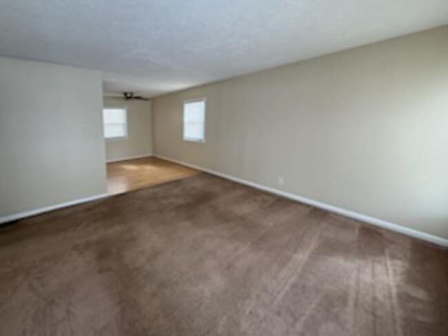 Photo - POM1857 Apartment