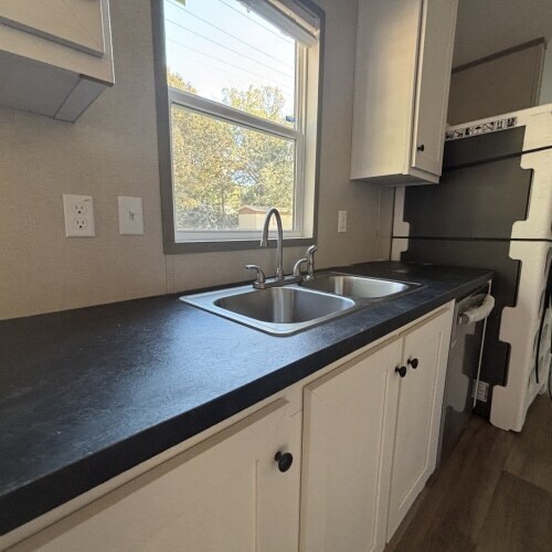 Foto del edificio - 200 Oakleigh Dr