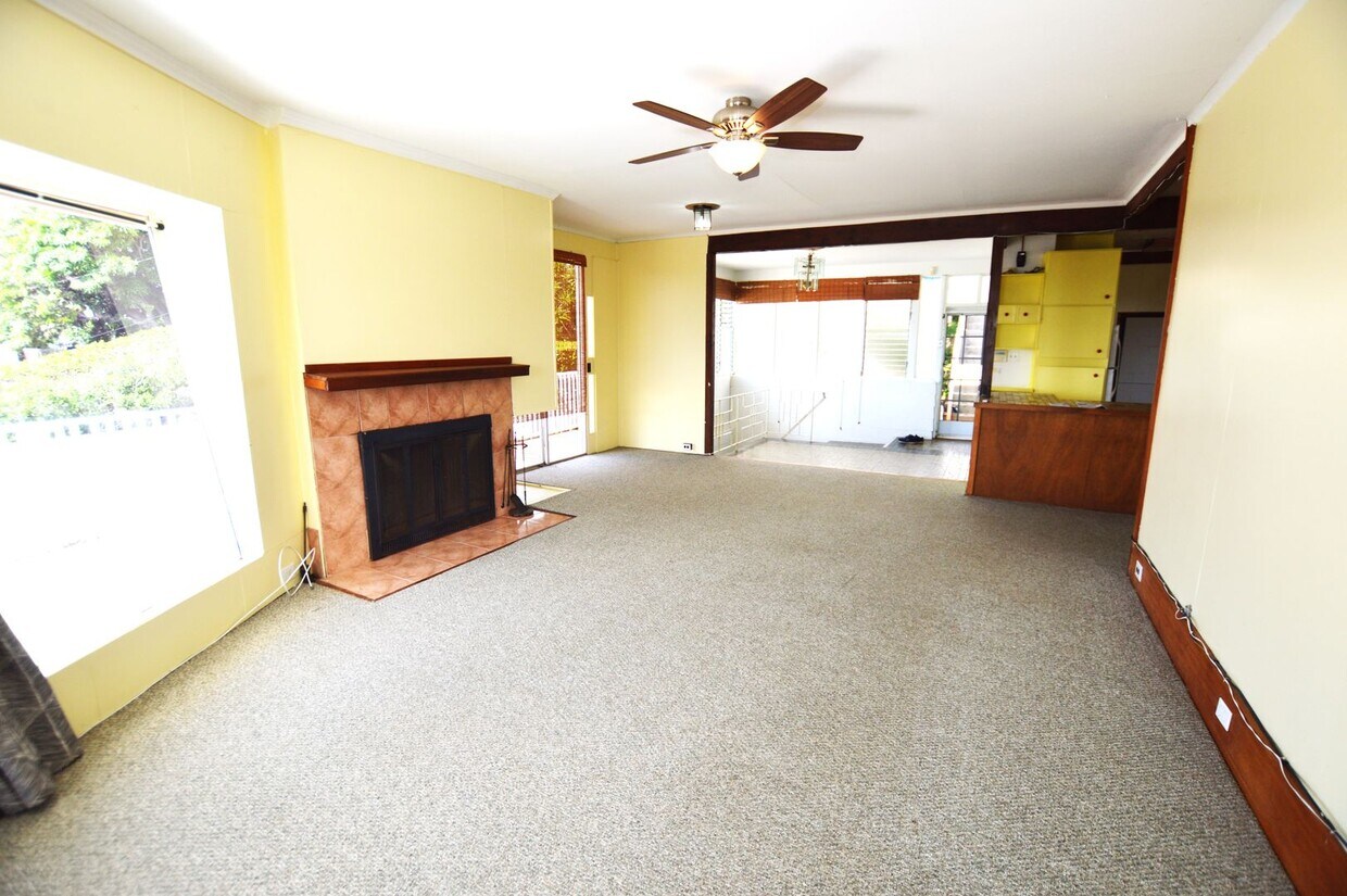 Primary Photo - Wilhelmina Rise 2 bedroom Duplex