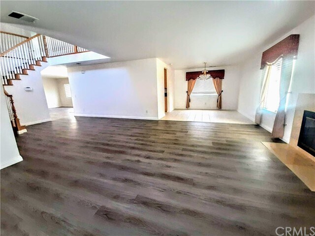 Building Photo - 651 Pantera Dr