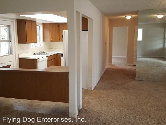 Building Photo - 2 br, 1.5 bath House - 7885 La Mesa Blvd