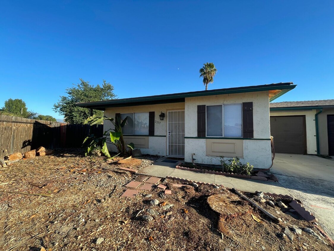 Foto del edificio - Two Bedroom One Bathroom home in 55+ Commu...