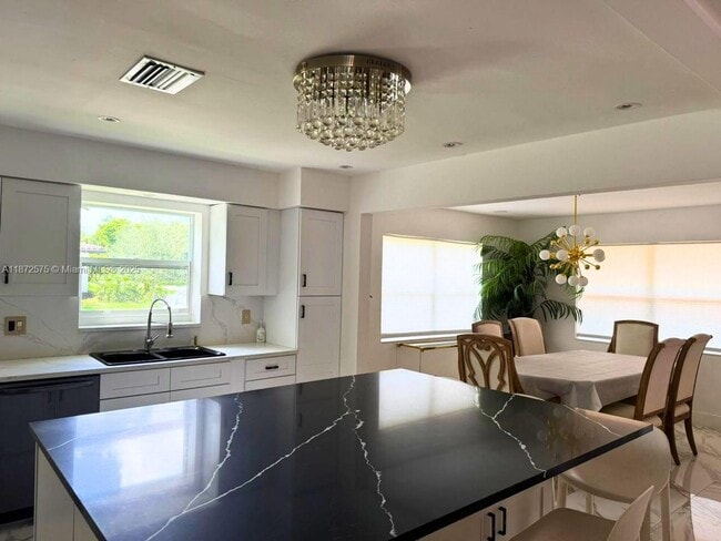 Foto del edificio - 201 Calle Grande Dr