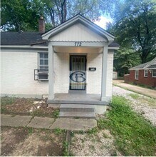 Building Photo - 772 Brower St