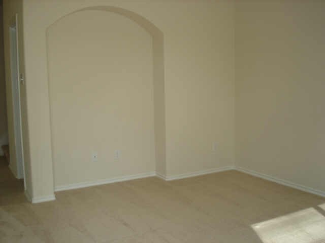Building Photo - 17115 Oakwood Chase Dr