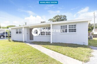 Building Photo - 9564 Crestview St