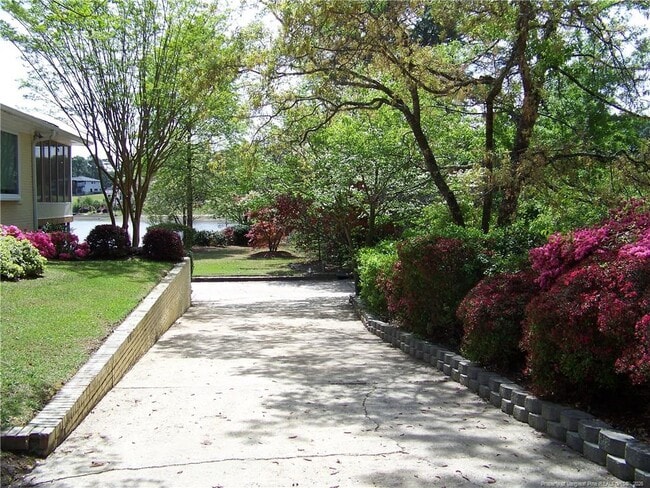 Building Photo - 6829 Towbridge Rd