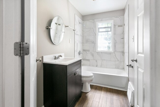 Foto del edificio - 5147 N 55th St