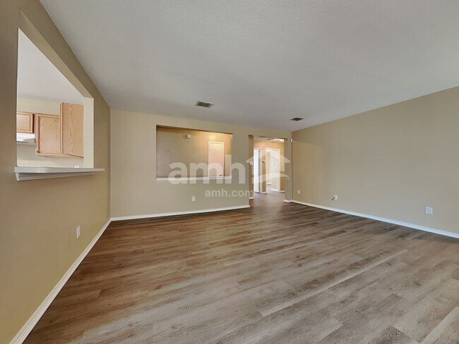 Building Photo - 4610 Elm Point Dr