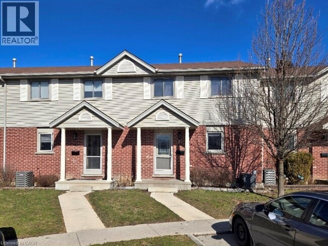 Building Photo - 151 Martinet Ave