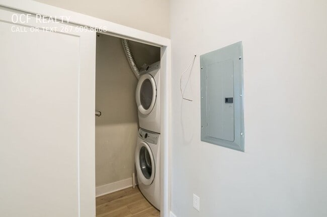 Building Photo - Brewerytown 1 Bed Apt
