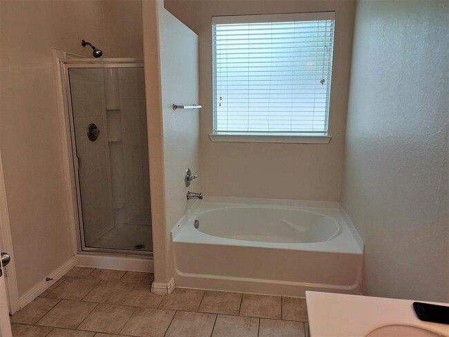 Foto del edificio - 8718 Preston Field Ln