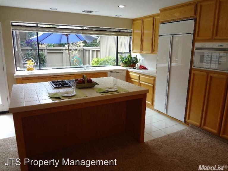Primary Photo - 11674 Gold Country Blvd