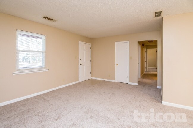 Foto del edificio - 2914 Sagemont Pl